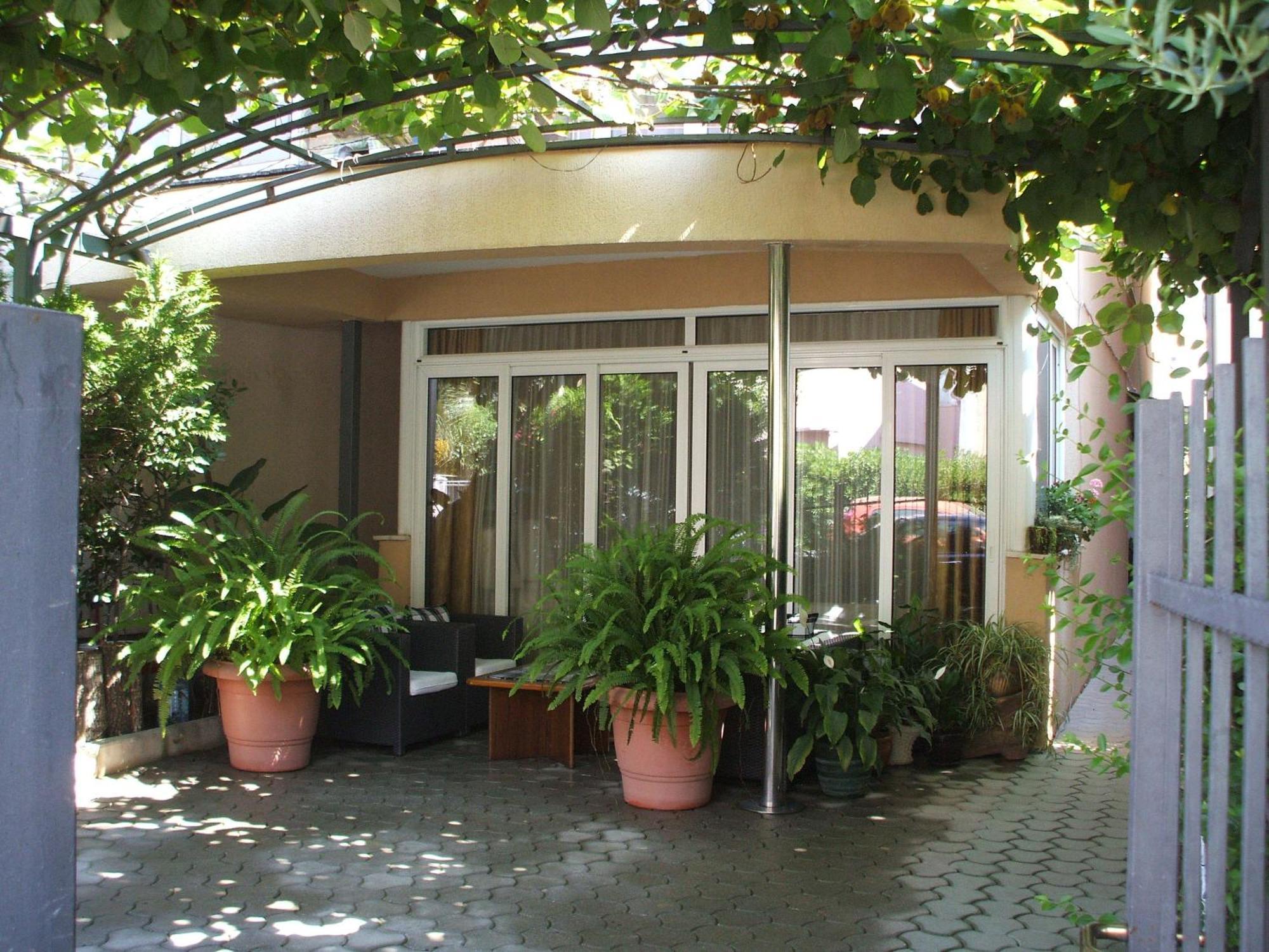 Egon Apartments บุดวา ภายนอก รูปภาพ